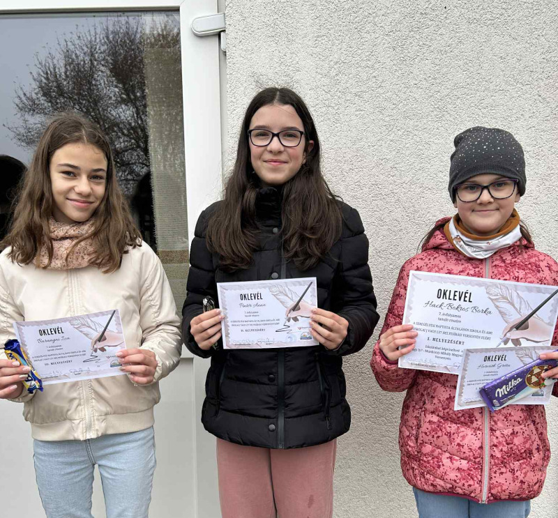 A legutóbbi J vagy ly? 