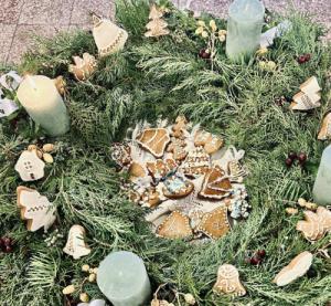 Meggyújtottuk az első gyertyát! 