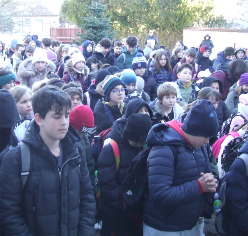 Könyörgés és ima az áldozatokért