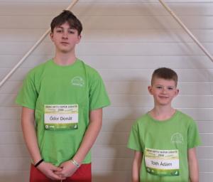 Ketten az ARAK versenyén